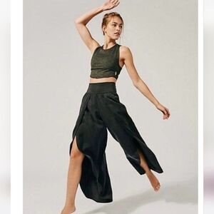 EUC FP movement China Lyrical Flow Pants Sz Xs